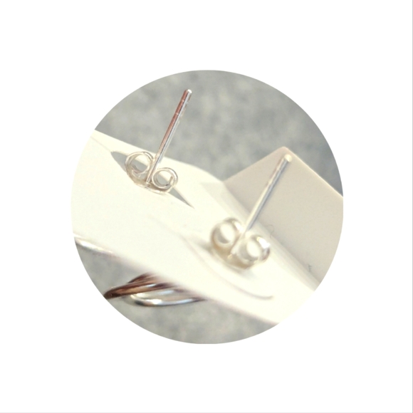 Sterling Silver Earring - Picture 4 of 6